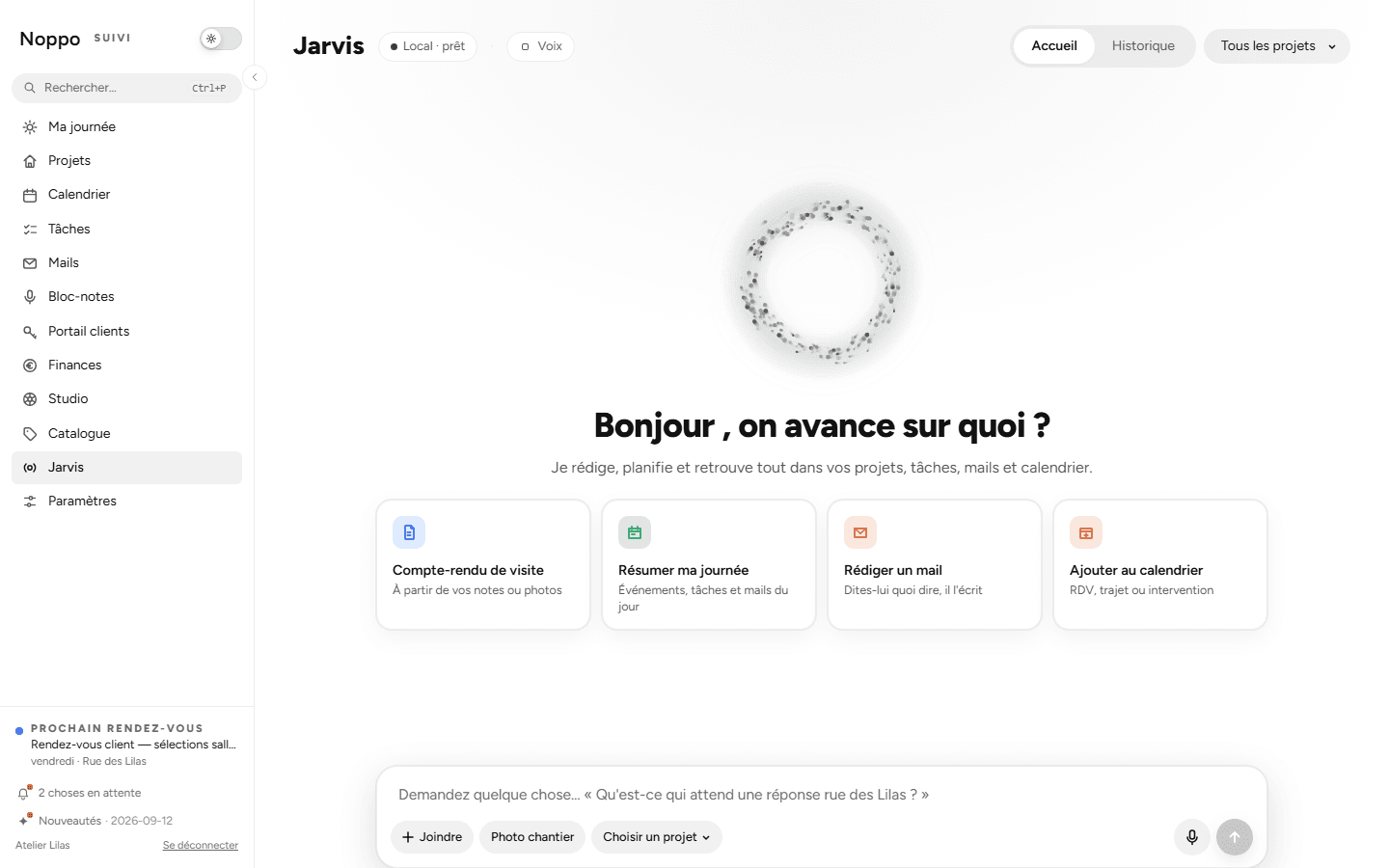 L'assistant répond avec les données du chantier et propose une action à valider.